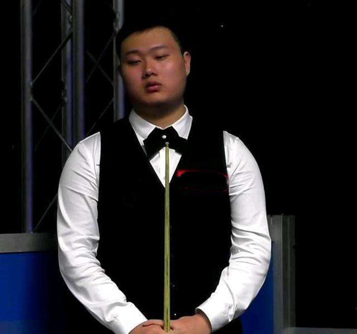 了更多的悬 了更多的悬