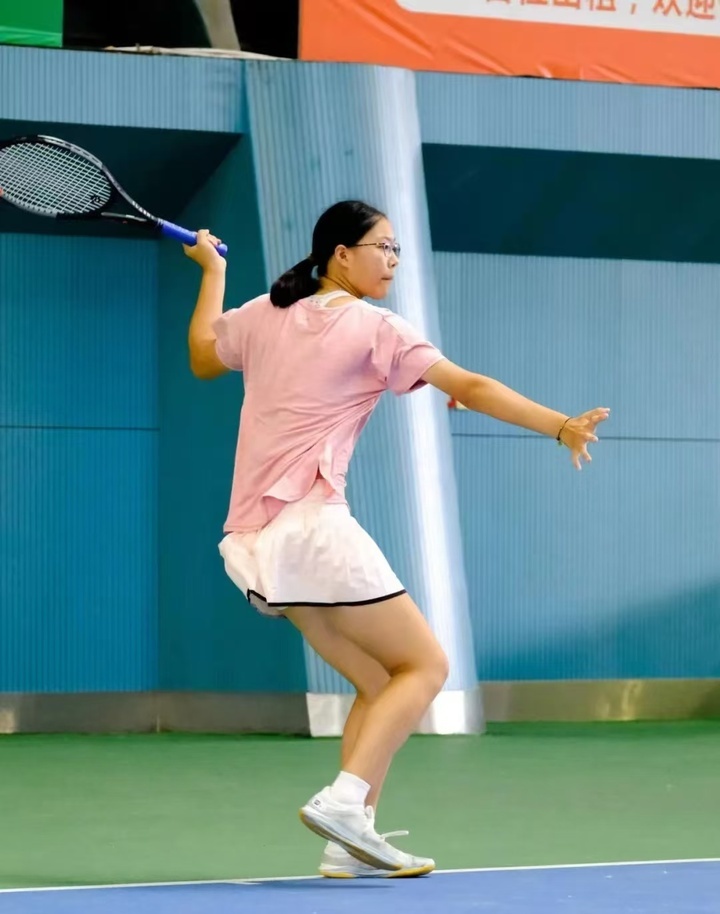 他用轻松反 他用轻松反