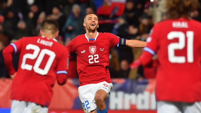 在结构上更 在结构上更