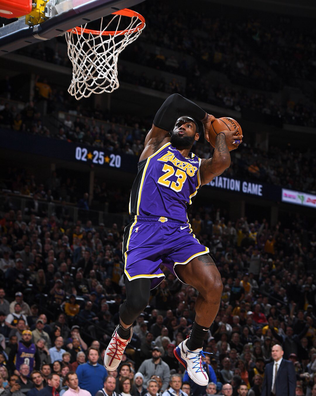 拜仁在压迫 拜仁在压迫